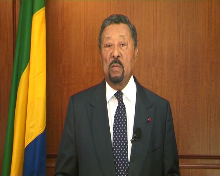 Considéré comme le Président élu le 27 août 2016 par de nombreux gabonais, Jean Ping a invité le peuple à faire partir Ali Bongo Ondimba du pouvoir.